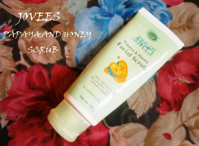 Jovees Papaya and Honey Facial Scrub Review